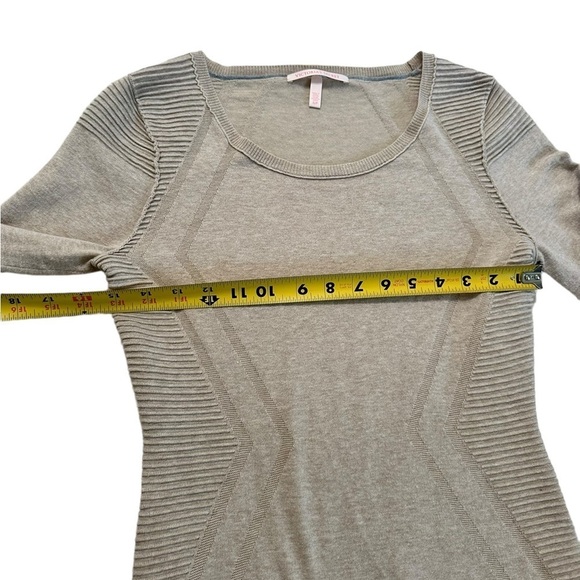 Victoria Secret Long Sleeve Sweater Dress Size S/P - Picture 12 of 17